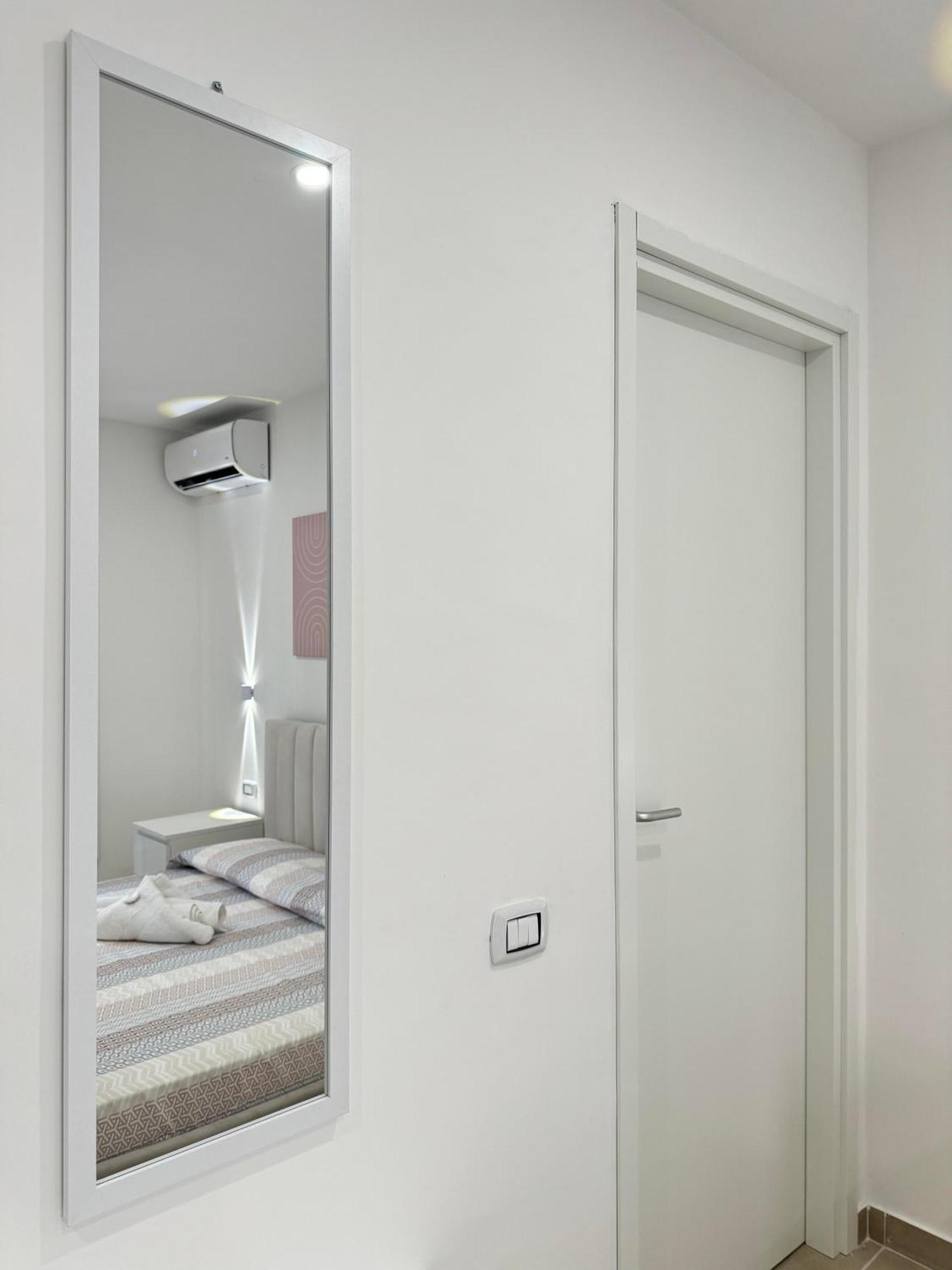 La Maison Guest House เรจโจ ดี คาลาเบีย ภายนอก รูปภาพ