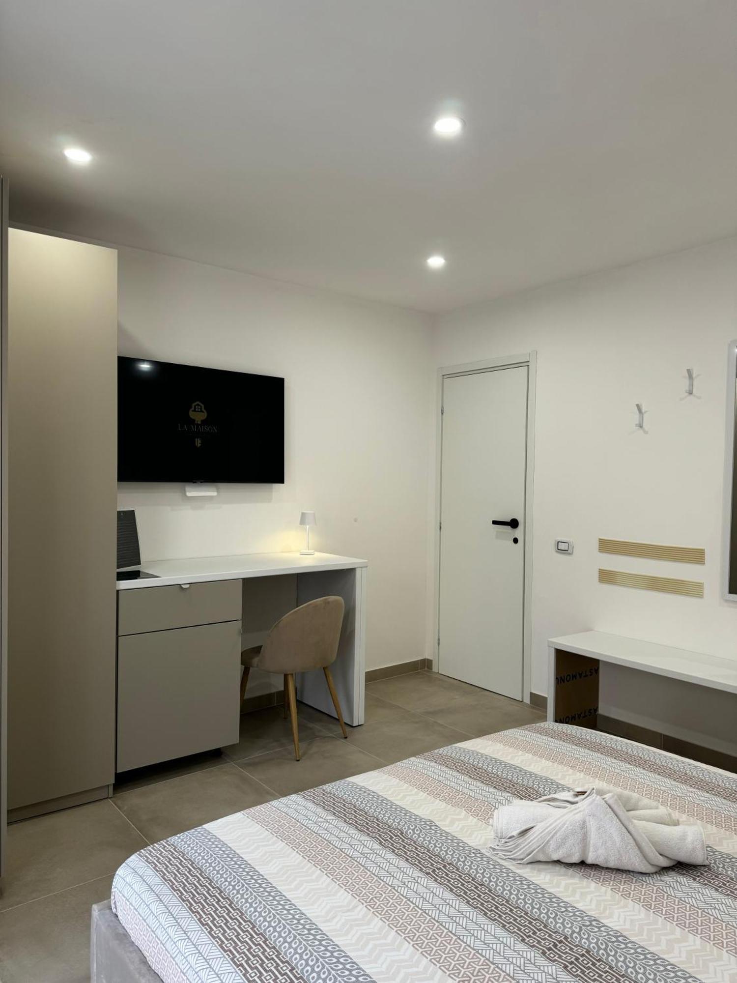 La Maison Guest House เรจโจ ดี คาลาเบีย ภายนอก รูปภาพ